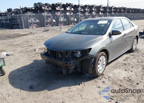 2013 Toyota Camry Le z USA, uszkodzony, nr VIN 4T1BF1FK4DU711488